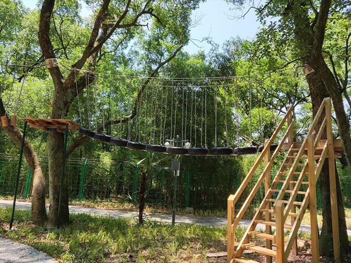 哪家儿童游乐设备定制
